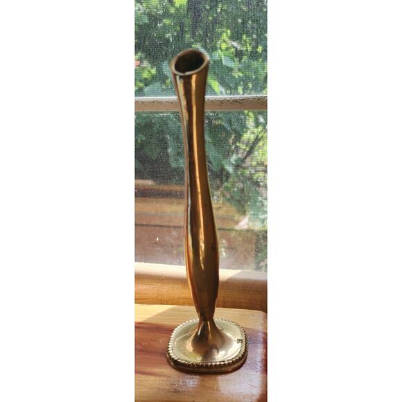 Brass Bud Vase Made in India - Picture 1 of 8